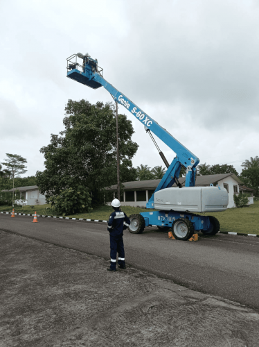 Jasa Pemeliharaan dan Perbaikan untuk Gedung Perkantoran dan Rumah, Termasuk Infrastruktur - 5 